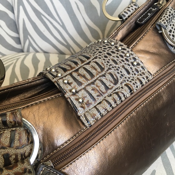 Carlo G gold and print purse - Picture 3 of 6